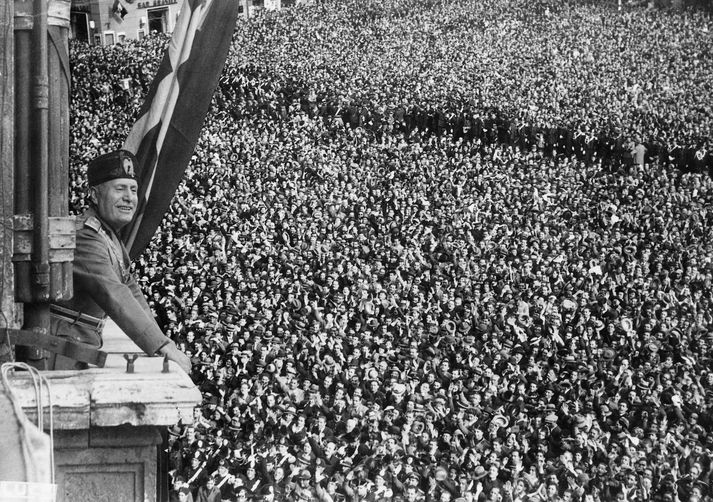 Benito Mussolini réði ríkjum á Ítalíu á árunum 1922-43.