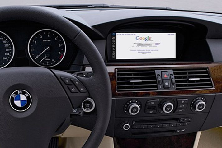 BMW segir að í framtíðinni verði allir bílar nettengdir.
