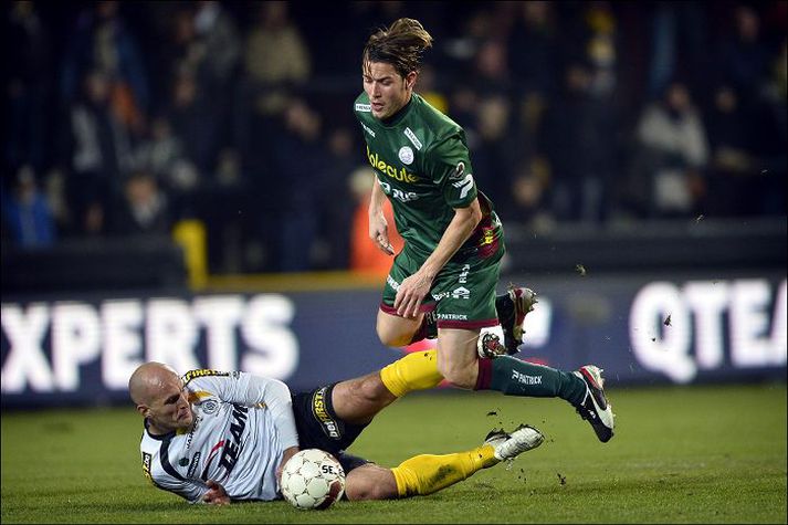 Ólafur Ingi í leik með Zulte Waregem. Hann hefur komið við sögu í flestum leikjum liðsins og skorað í þeim eitt mark.nordicphotos/getty