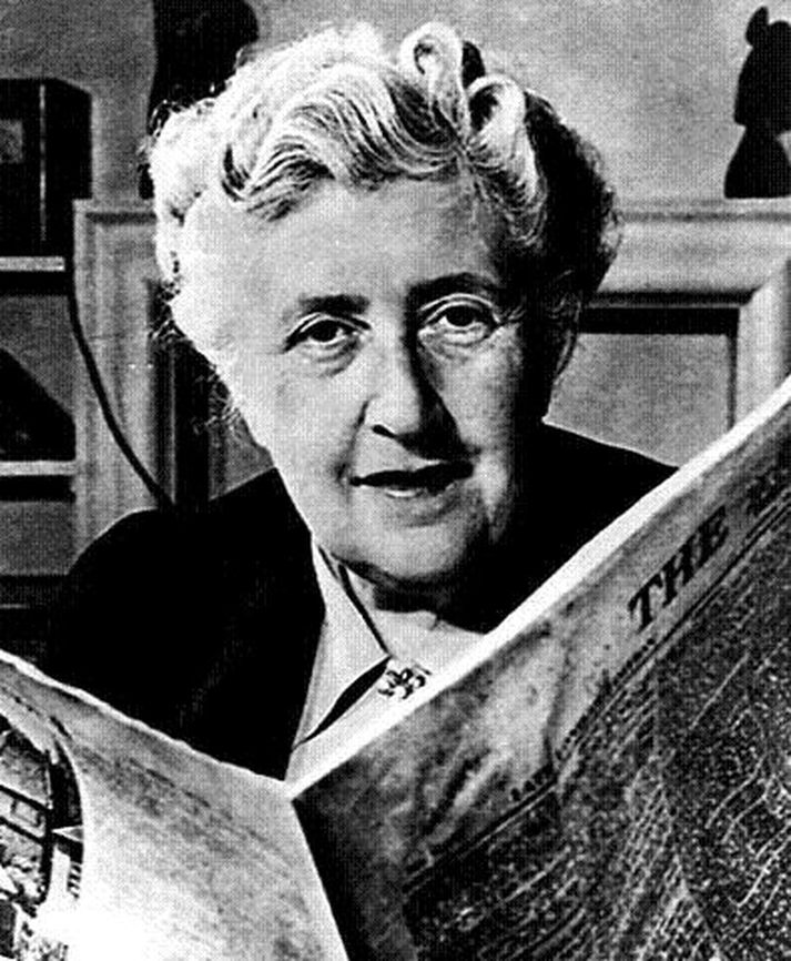 Agatha Christie.
Sophie Hannah hefur skrifað bók um eina vinsælustu persónu Christie, Hercule Poirot.