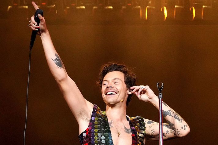 Harry Styles trónir á toppi íslenska listans.