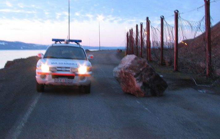 grjóthnullungur úr óshlíðinni
Eins og sjá má var ekki um neina smá steina að ræða.