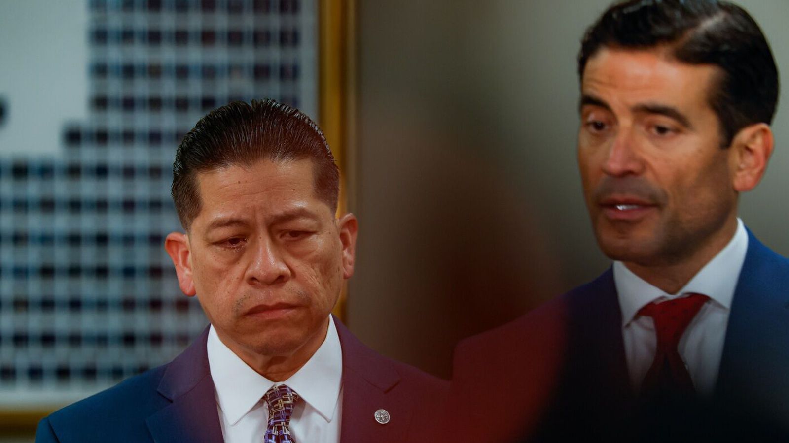 Sýknaður af á­sökunum um að­gerða­leysi þegar ní­tján börn dóu