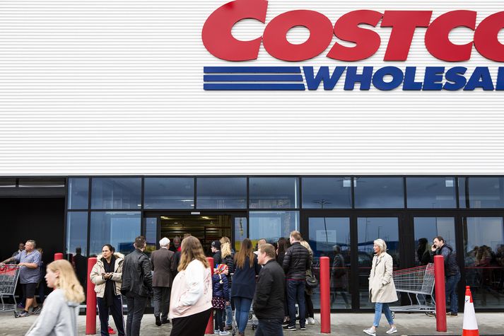 Margir hafa litið við í Costco í Kauptúni undanfarna daga.