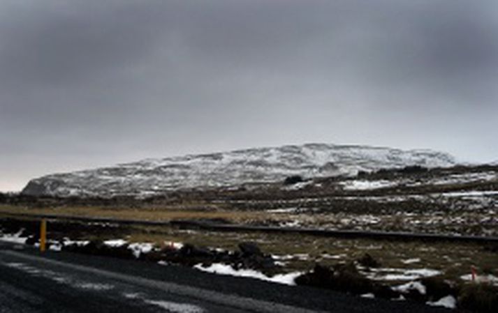 Skíðaáhugamenn vilja byggja skíðahöll í Úlfarsfelli og nota þær brekkur sem
þegar eru til staðar til að gera það á fjárhagslega hagkvæman hátt.