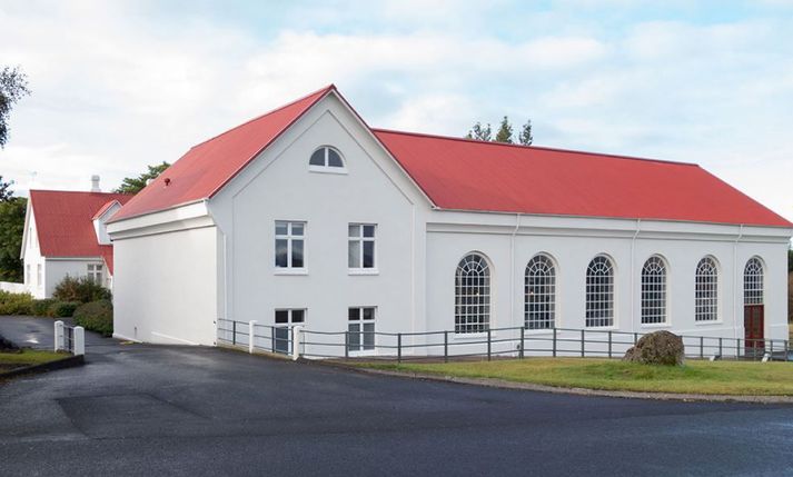 Gestum raforkustöðvarinnar verður boðið upp á sannkallaða afmælisdagskrá í tilefni dagsins.