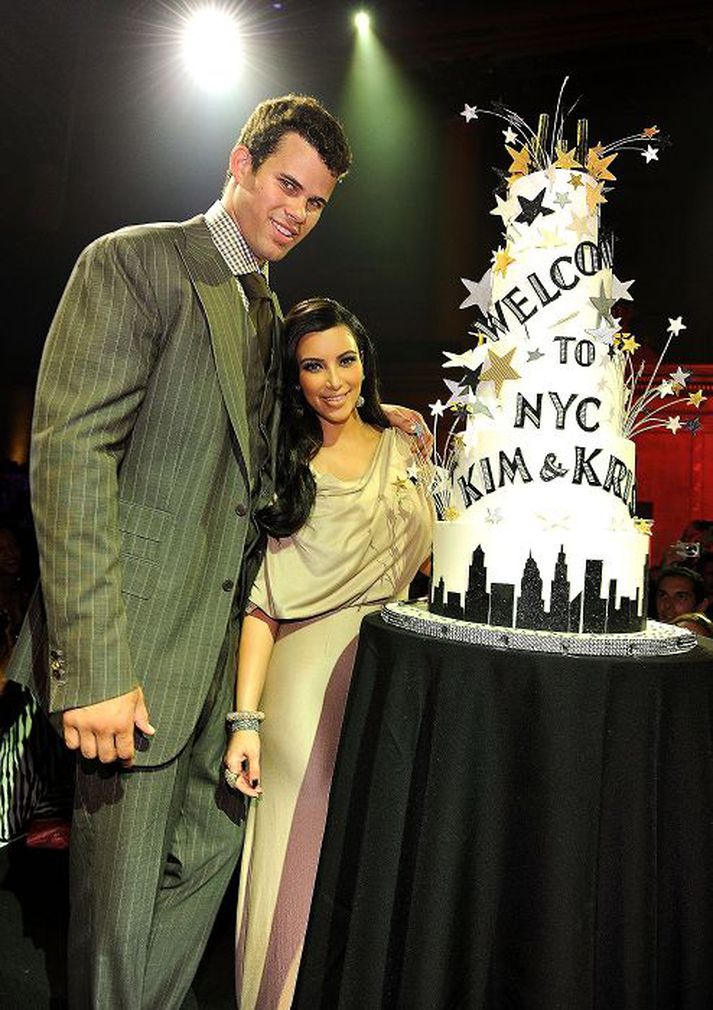 Kim Kardashian og Kris Humphries eru að skilja, þau þurfa hins vegar ekki að gráta glataðar krónur því þau græddu umtalsvert á hjónabandinu.
