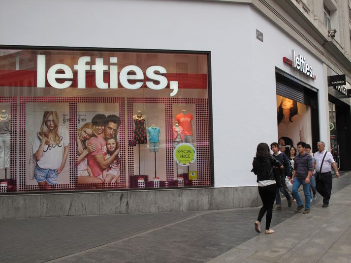 Lefties Store á Gran Vía í Madrid er í eigu spænsku samsteypunnar Inditex Group.