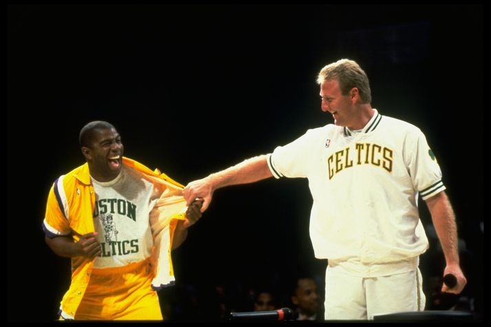 Larry Bird með Magic Johnson.