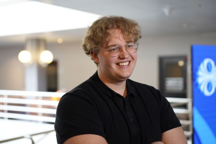 Sebastian Óli Guðmundsson er samfélagsmiðlafréttamaður hjá Rúv.