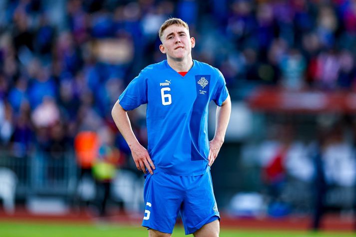 Ísak Bergmann Jóhannesson svekktur eftir tap Íslands gegn Portúgal á dögunum. Hann er einnig óánægður með hlutskipti sitt hjá FCK.