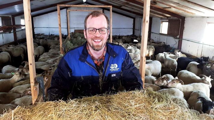 Trausti Hjálmarsson, sem er með myndarlegt fjárbú á bænum Austurhlíð í Biskupstungum í Bláskógabyggð með sinni fjölskyldu.