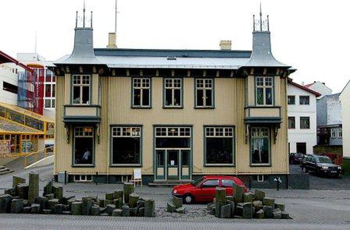 Lögfræðingur Alþjóðahússins segist hafa hitt átta fórnarlömb mansals undanfarin fjögur ár.