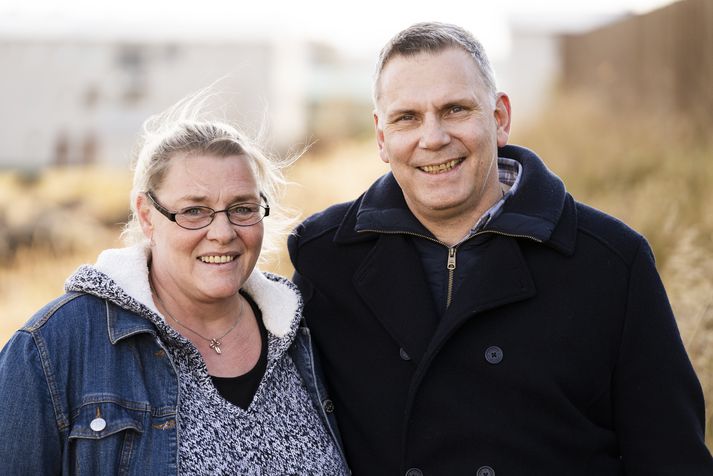 Bjarni og Erla Bender una hag sínum vel í Svíþjóð og hafa náð því að vera edrú í rúm fimm ár en áður lifði Bjarni í fjórtán ár á götum Reykjavíkur.