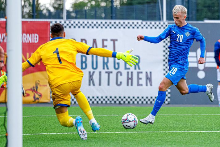 Kristall Máni Ingason í leik með U21-landsliðinu gegn Kýpur í fyrra þar sem hann skoraði tvö mörk.