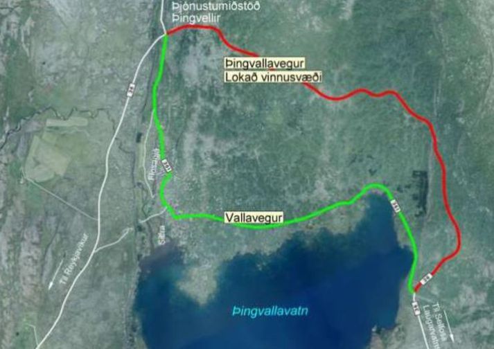 Myndin sýnir hjáleið um Vallaveg (grænn) á meðan Þingvallavegur (rauður) er lokaður.