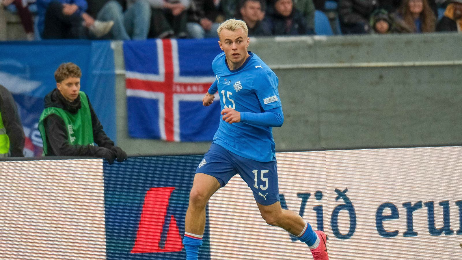 Kristall fékk tveggja leikja bann