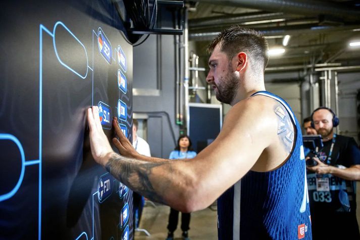 Doncic setur Slóveníu formlega í 8-liða úrslit eftir leilkinn í kvöld