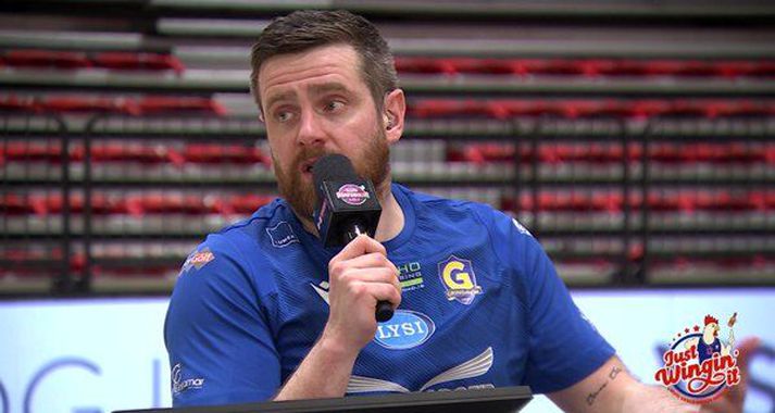 Ólafur Ólafsson var maður leiksins hjá Körfuboltakvöldi í gær og hlaut gjafabréf hjá Just Wingin' It.