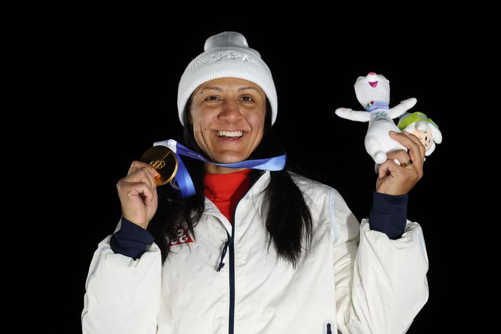 Elana hafði beðið heillengi eftir þessum gullverðlaunum. 