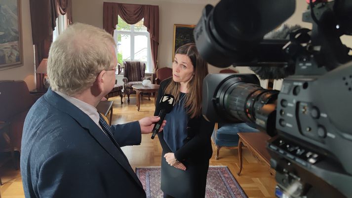 Katrín Jakobsdóttir, forsætisráðherra, ræddi við Heimi Má Pétursson fréttamann, í Ráðherrabústaðnum í dag.