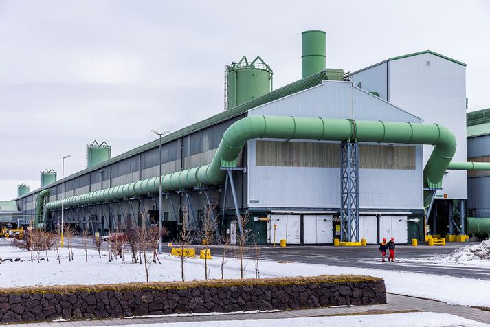 Álverið í Straumsvík.