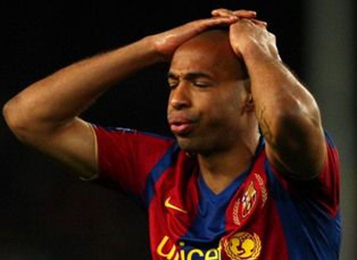 Thierry Henry verður fjarri góðu gamni þegar Frakkar mæta Englendingum á miðvikudag.
