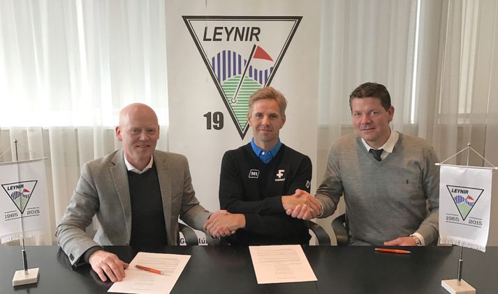 Guðmundur Sigvaldason framkvæmdastjóri Leynis, Birgir Leifur Hafþórsson íþróttastjóri Leynis og Þórður Emil Ólafsson formaður Leynis.