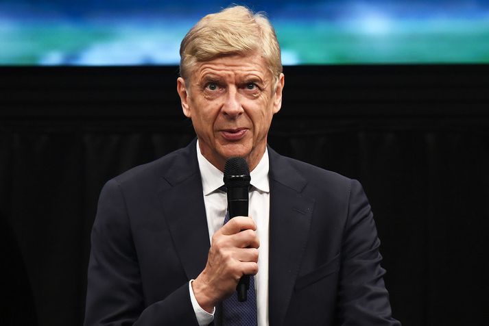 Arsene Wenger hefur beðið þolinmóður eftir næsta starfi.