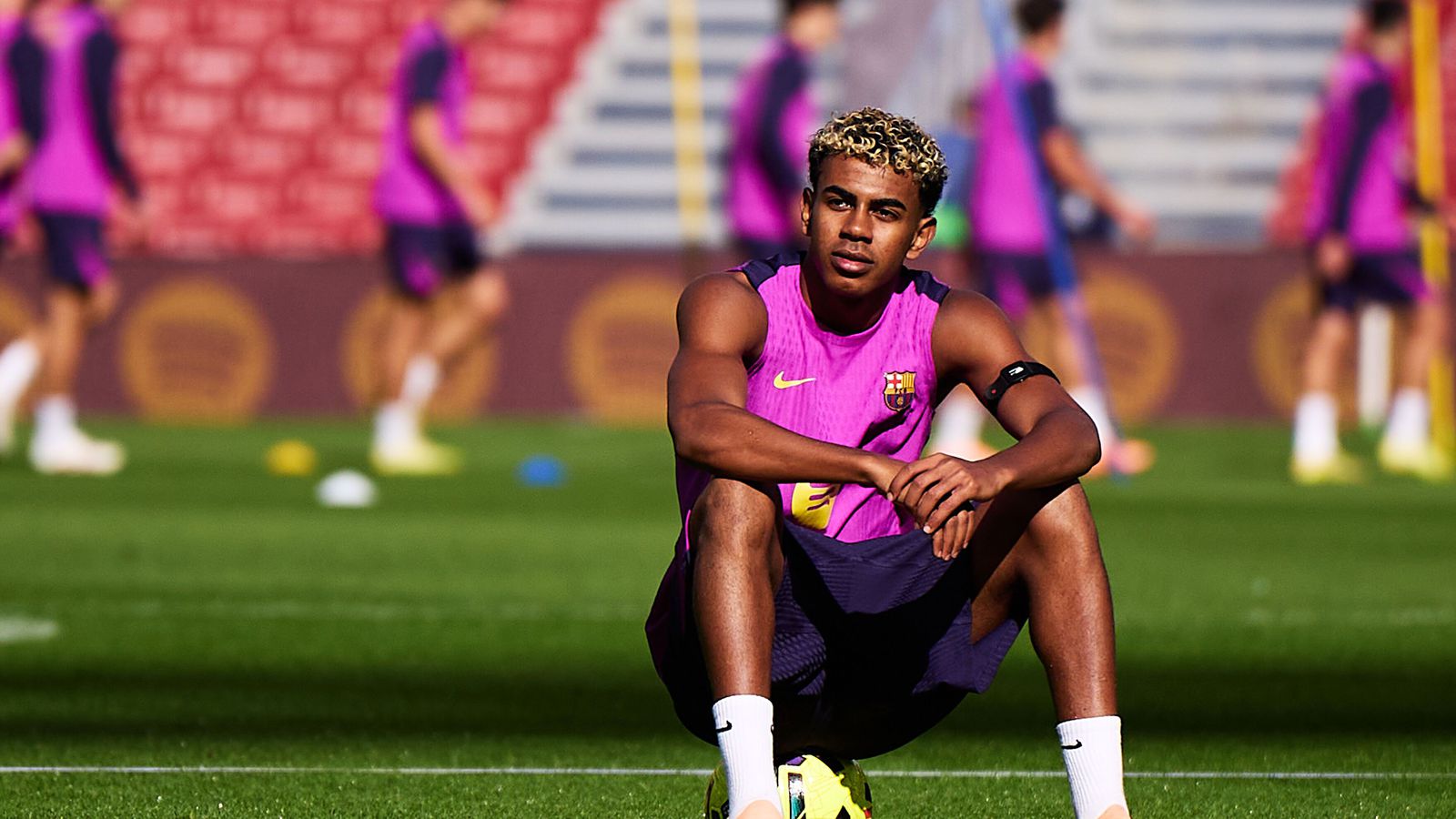 Lamine Yamal hefur þurft að þola tvö­falt meiri ras­isma en Vinicius Junior