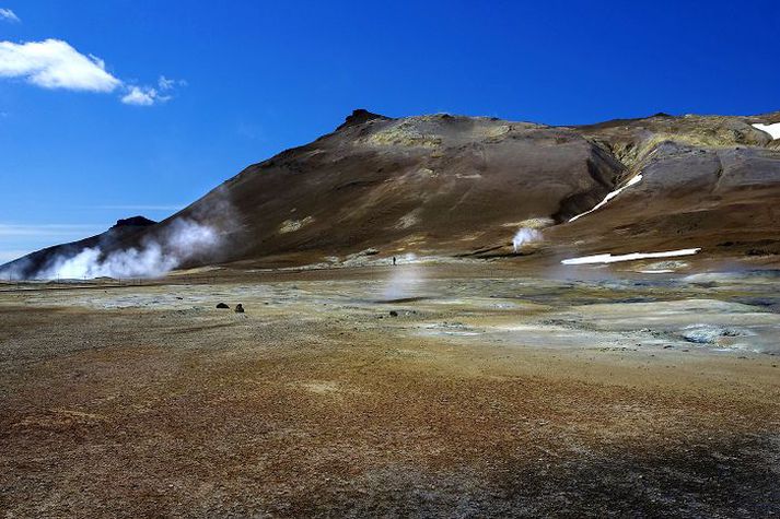 Námaskarð Hverirnir austan Námaskarðs eru meðal fjölsóttustu ferðamannastaða á Norðurlandi. Sveitarstjóri Skútustaðahrepps er formaður Landeigendafélags Reykjahlíðar sem áformar gjaldtöku á svæðinu í sumar.Fréttablaðið/Vilhelm