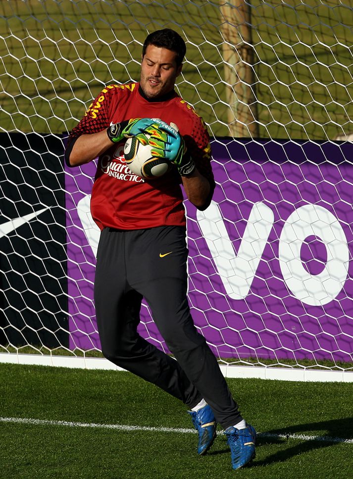 Julio Cesar.