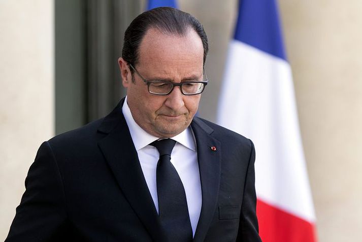 Francois Hollande lýsti yfir neyðarástandi vegna árásanna.