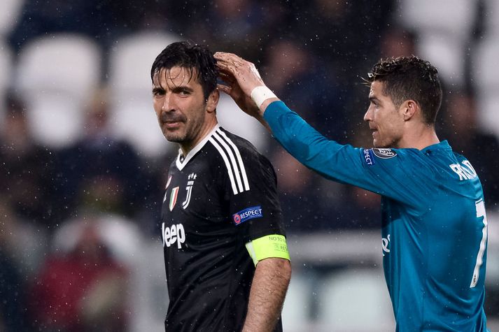 Buffon og Ronaldo.