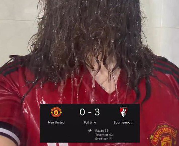 Hann Frank Ilett á The United Strand var ekki rismikill eftir tapið í gær.