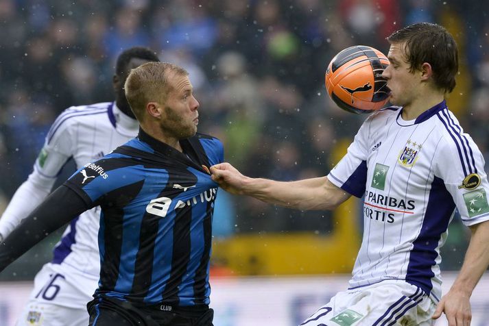 Eiður Smári í leik með Club Brügge