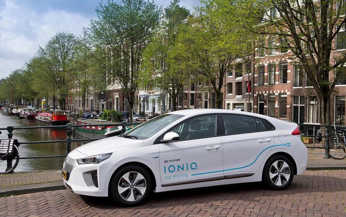 Hyundai IONIQ deilibíll í Amsterdam.