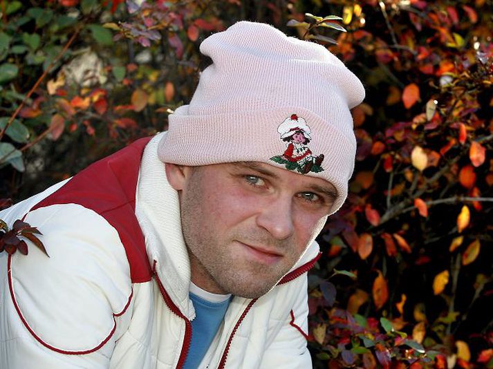 Róbert er forsprakki hljómsveitarinnar Ég sem hefur gefið út plötuna Lúxus upplifun. Fréttablaðið/GVA