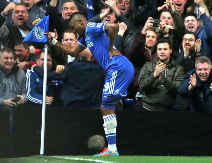 Samuel Eto'o fagnaði marki á skemmtilegan hátt um helgina.