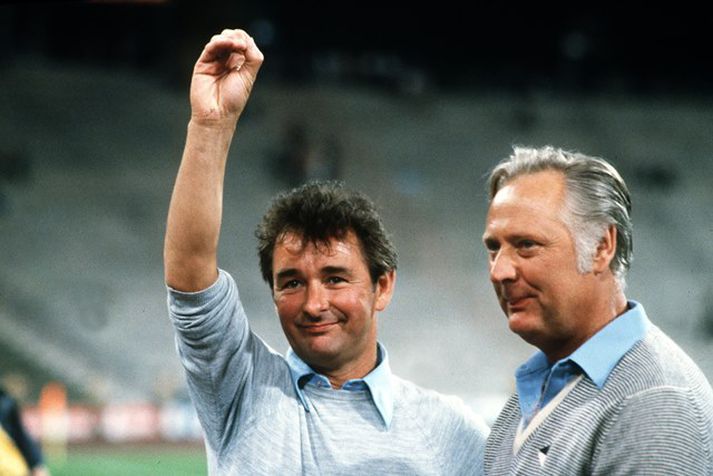 Clough og Peter Taylor, aðstoðarmaður hans, koma mikið við sögu í I Believe in Miracles.