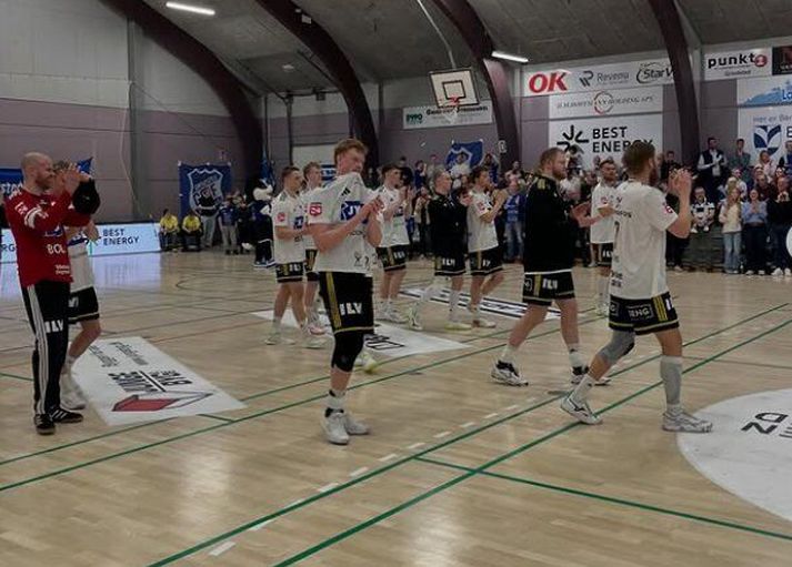 Leikmenn Bjerringbro-Silkeborg sjást hér eftir leikinn umrædda.