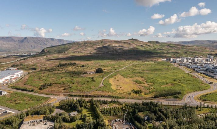 Þarna eiga innviðir, eins og götur og leikskólar, að rísa á sama tíma og húsnæði rís.