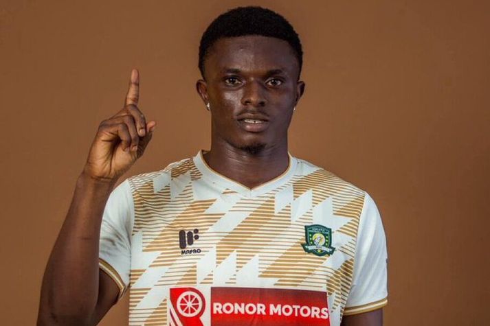 Ganverski knattspyrnumaður Dominic Frimpong lést af sárum sínum.