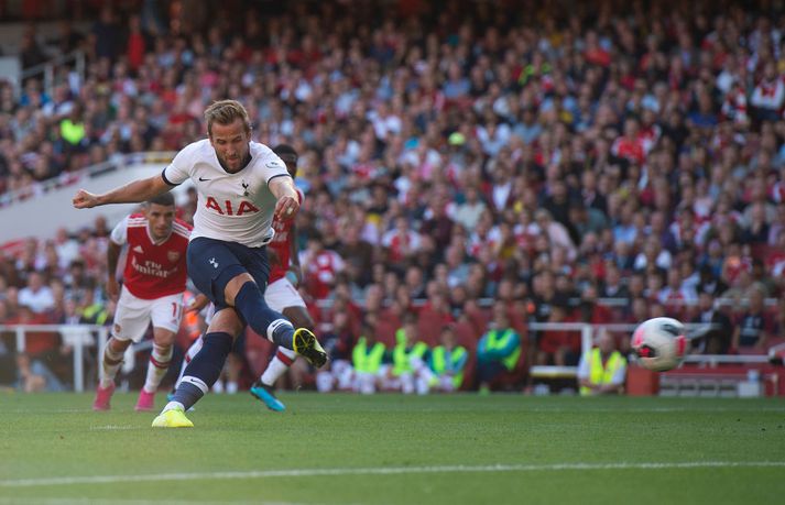 Harry Kane tekur vítaspyrnu á Emirates vellinum um síðustu helgi