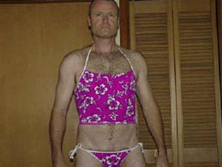 Russel Williams var vonarstjarna í kanadíska hernum áður en það uppgvötaðist að hann væri raðmorðingi.