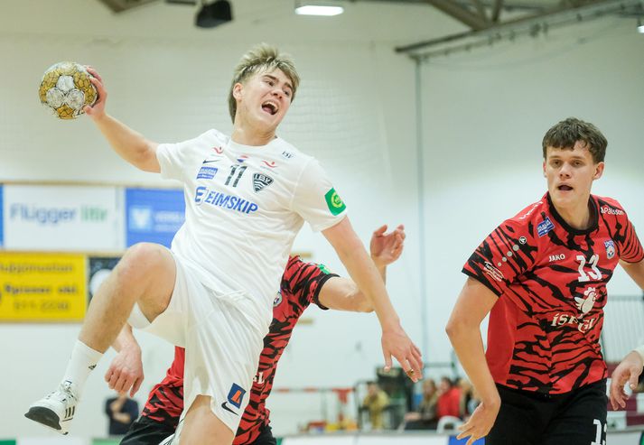 Andri Erlingsson skoraði tíu mörk fyrir ÍBV í kvöld.