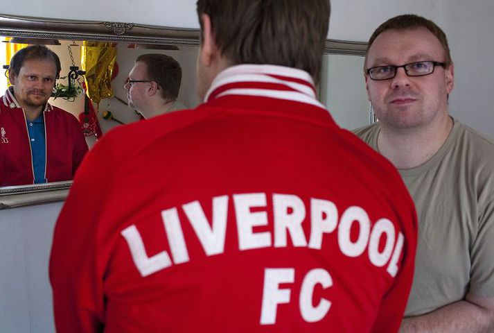 Arngrímur og Guðmundur eru á leið í mikla kynnisferð til Liverpool að kynna bókina sína, Liverpool: The Complete Record. Þeir munu árita bókina með Liverpol-goðsögnunum Ron Yeats og Tommy Smith.