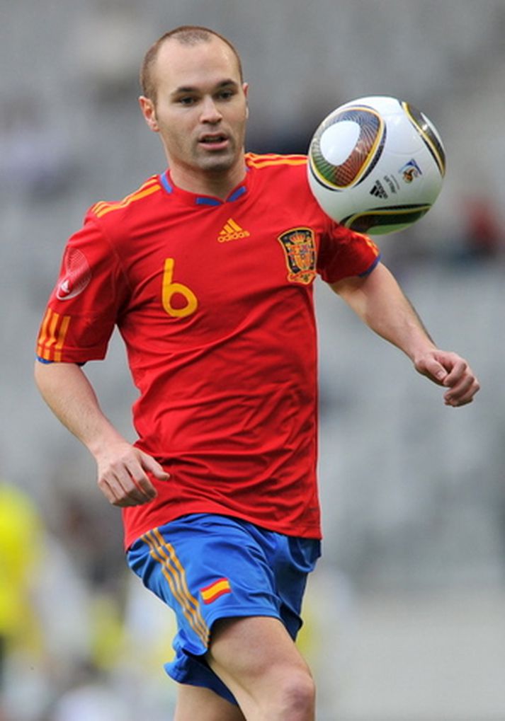 Andres Iniesta í leik með spænska landsliðinu.