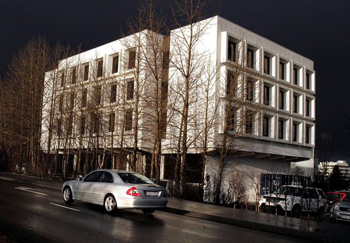 Skrifstofur Sjálfstæðisflokksins í Reykjavík eru í Valhöll.