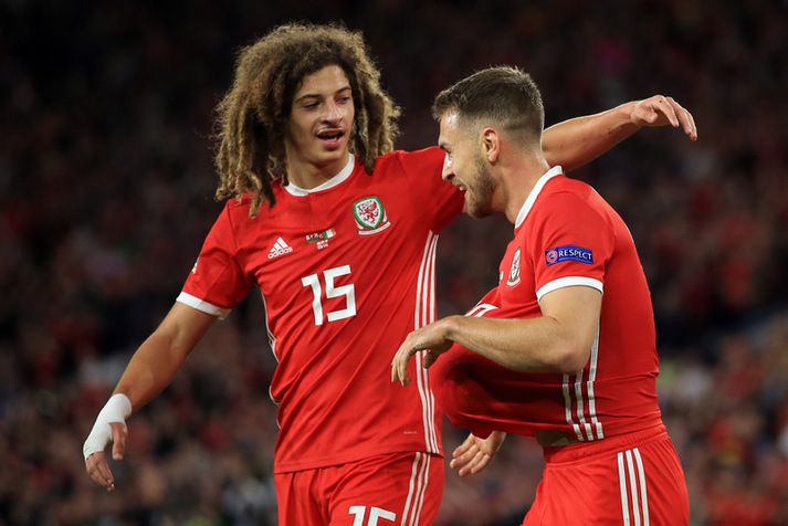 Ethan Ampadu er orðinn fastamaður í velska landsliðinu en kemst ekki í hópinn hjá Chelsea.